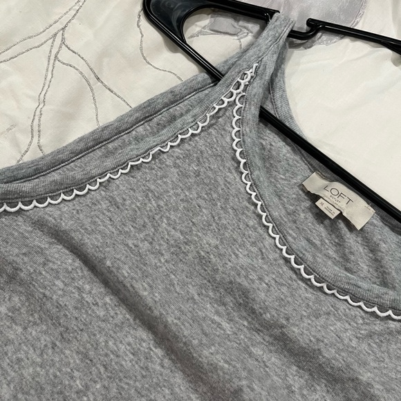 Decorative Loft Tank - Picture 2 of 3